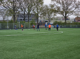 Training S.K.N.W.K. JO19-1 van donderdag 25 april 2024 (94/120)